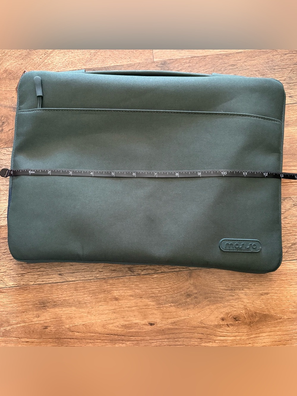 Incase Green Laptop Sleeve - Picture 8 of 12